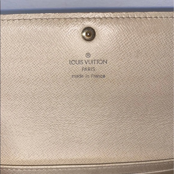 SOLDAuthentic Louis Vuitton Damier Azur Sarah Wallet - Picture 6 of 13
